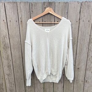 Wilfred Free Cream V-Neck Knit Sweater